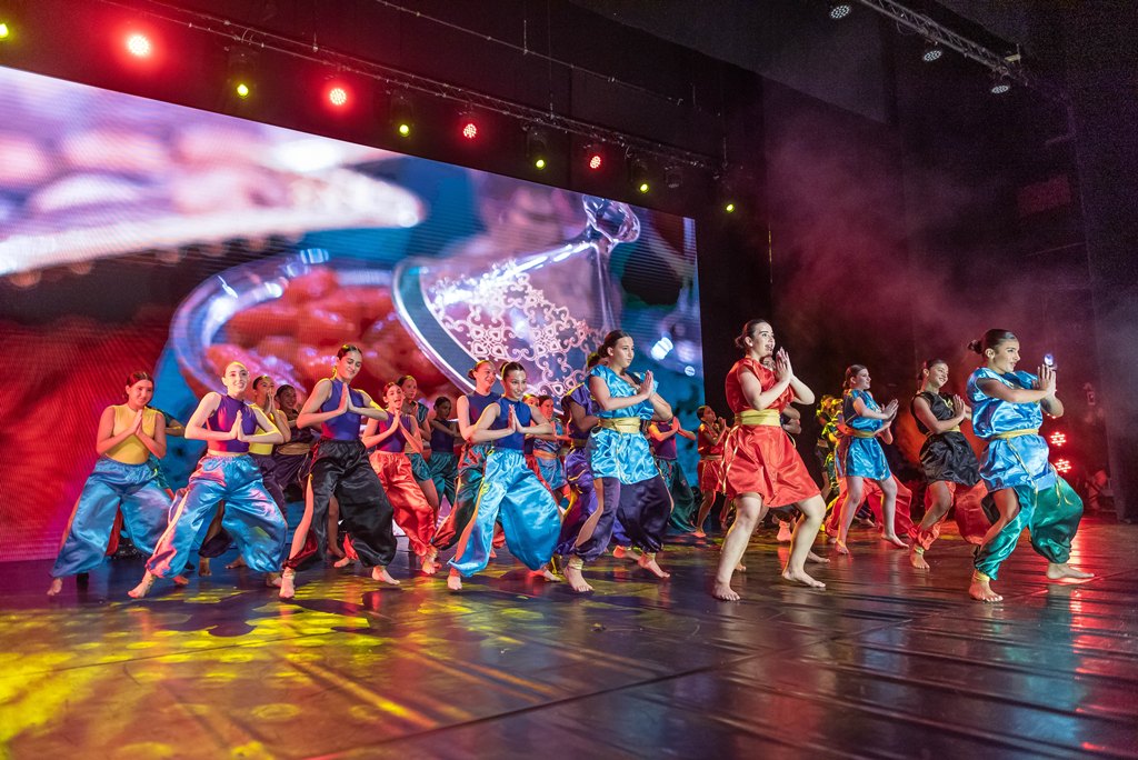 dance square להקת מחול ייצוגית בסגנון היפ הופ