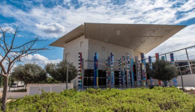 יעקב אגם
